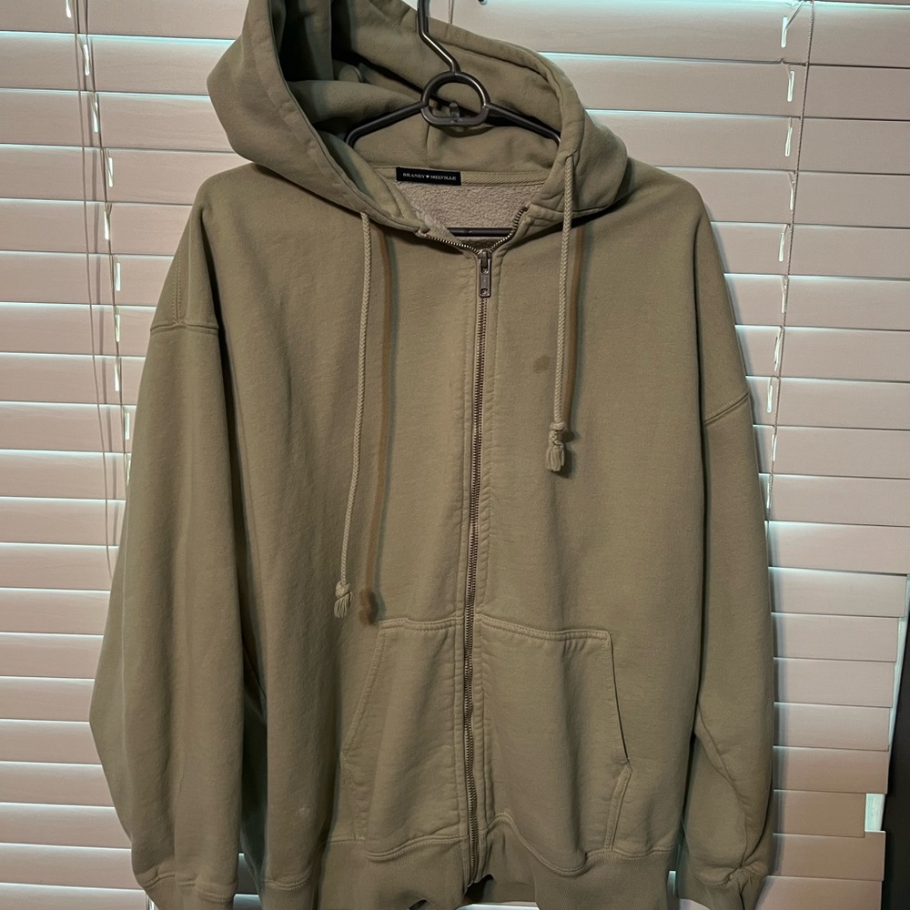 Brandy zip up